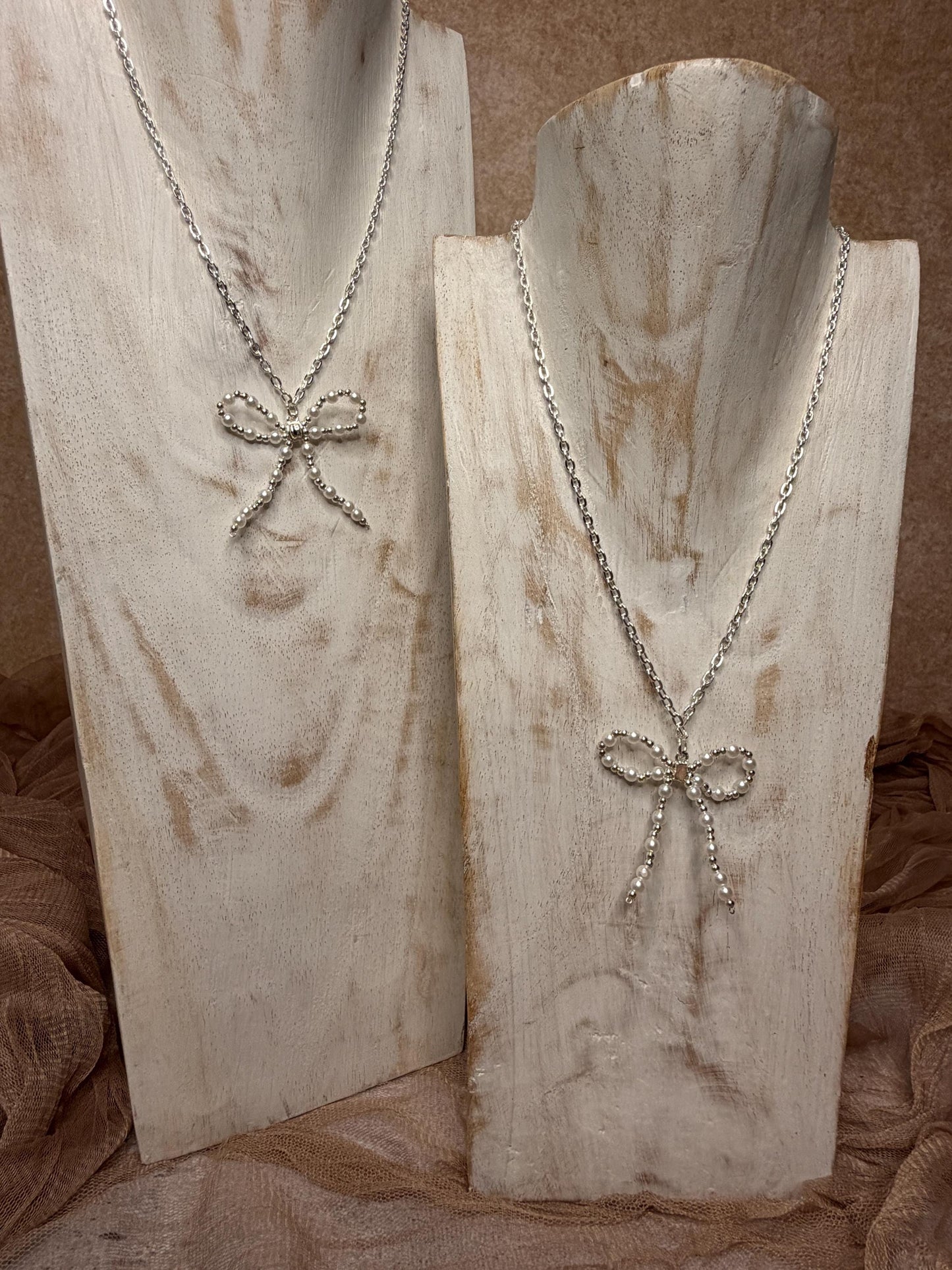 Daydress Bow Necklace