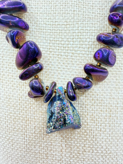 Violet Current Quartz Necklace