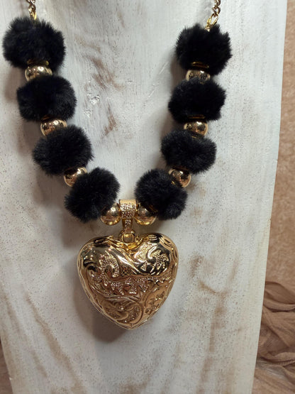 Golden Noir Necklace