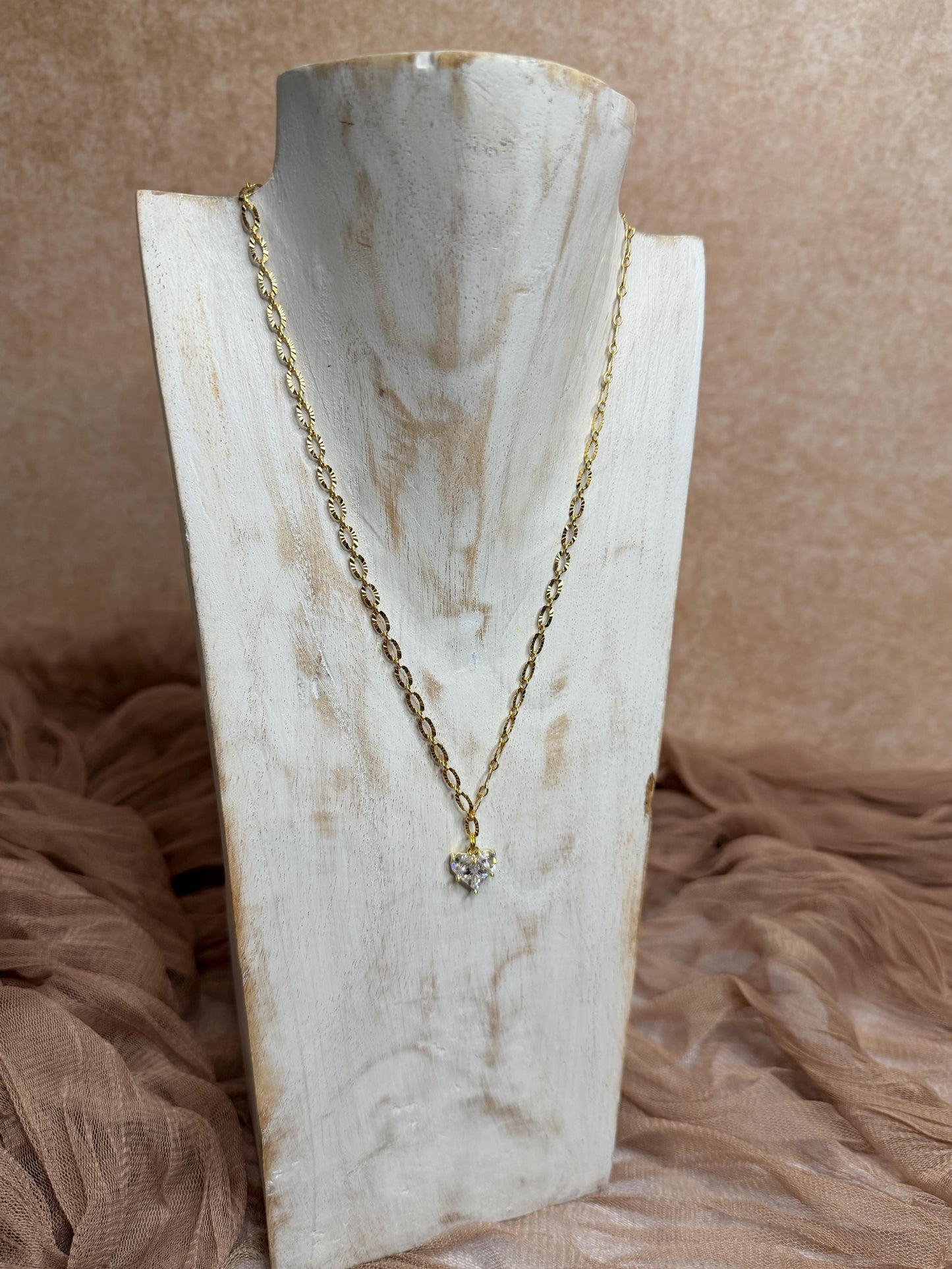 Elysian Heart Necklace