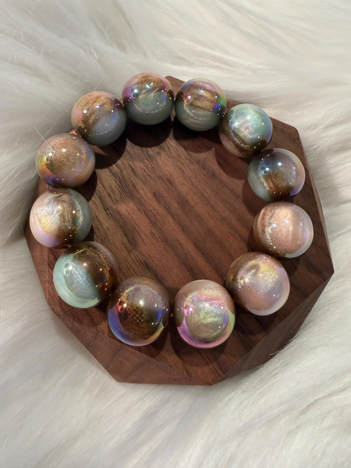 Lustre Orb Bracelet