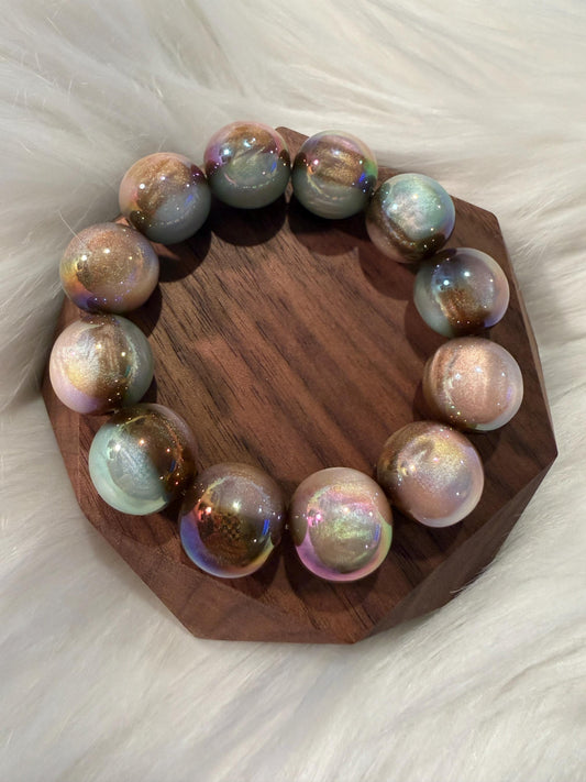 Lustre Orb Bracelet