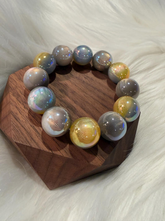 Lustre Orb Bracelet